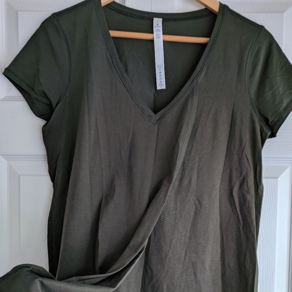 🍋Lululemon T-Shirt